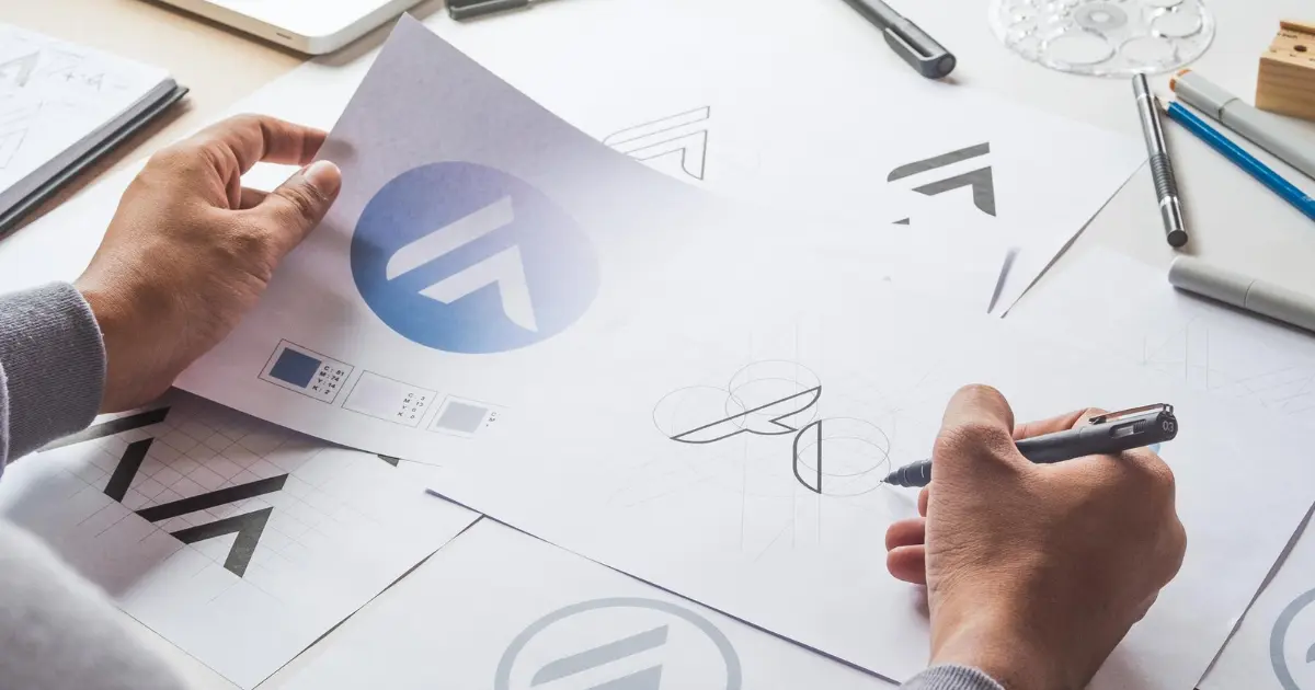 7 طرق لتصميم شعار